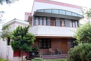 Independent House of 4BHK, 2400 Sq Fts Building Area With Garden.