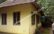 3acre land with house for sale near Padinjarathara.