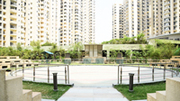 Ready to move flats in expressway noida