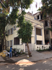 For Sale: 4 Br.  House,  Newly const. in prime res area - Kasturinagar